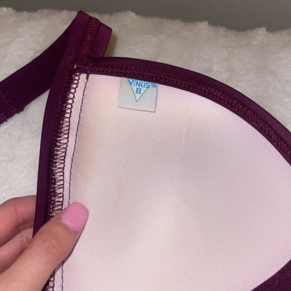 Wore twice. In meticulous condition! - Picture 2 of 6